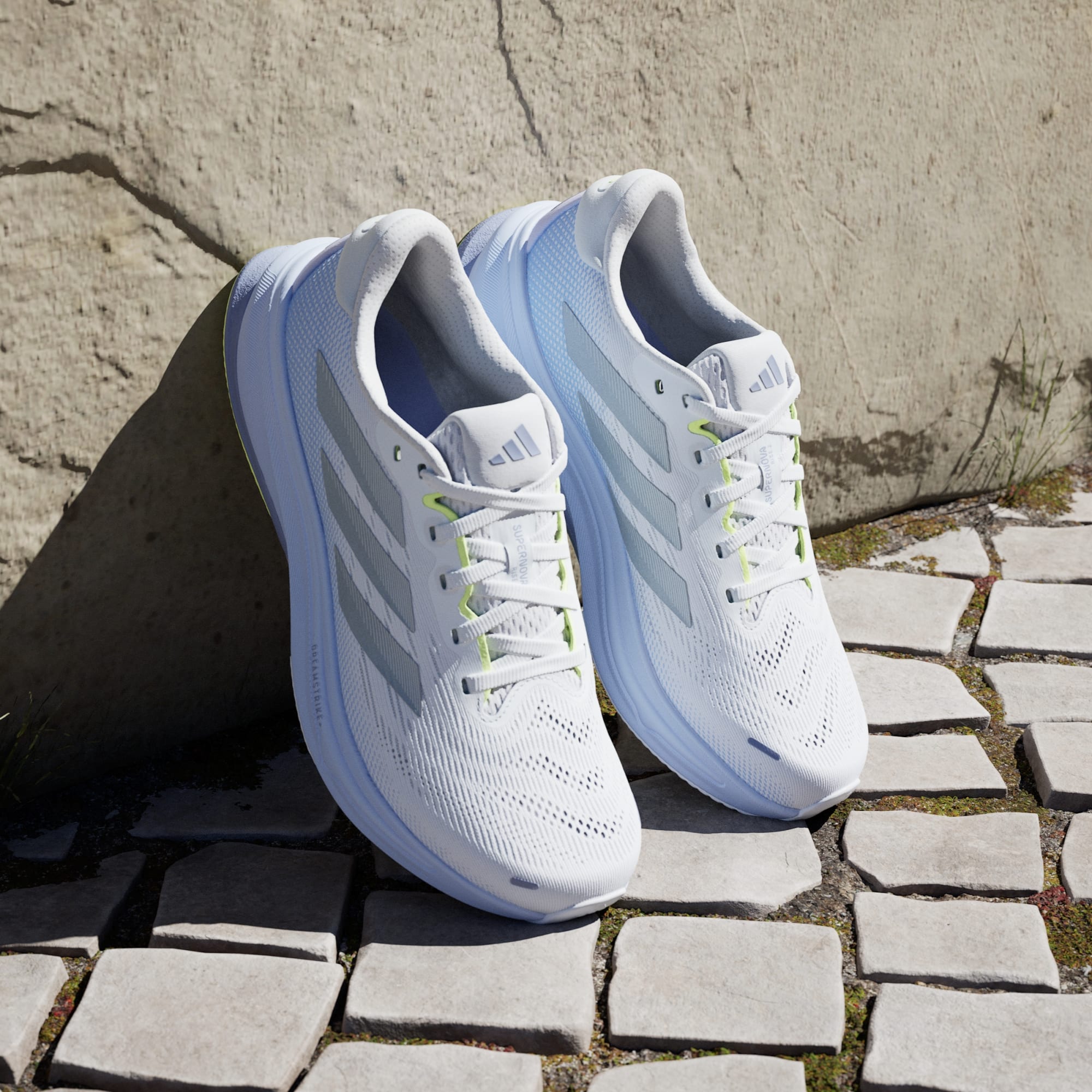 Supernova Rise 2 Running Shoes