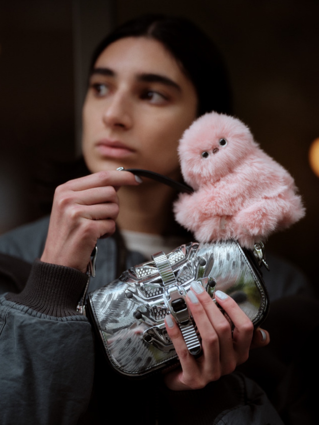 🏆The Interactive Peeking Robot Charm - Smart Motion-Sensing Bag Accessory