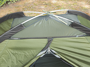 Rainfly is permentaly attached