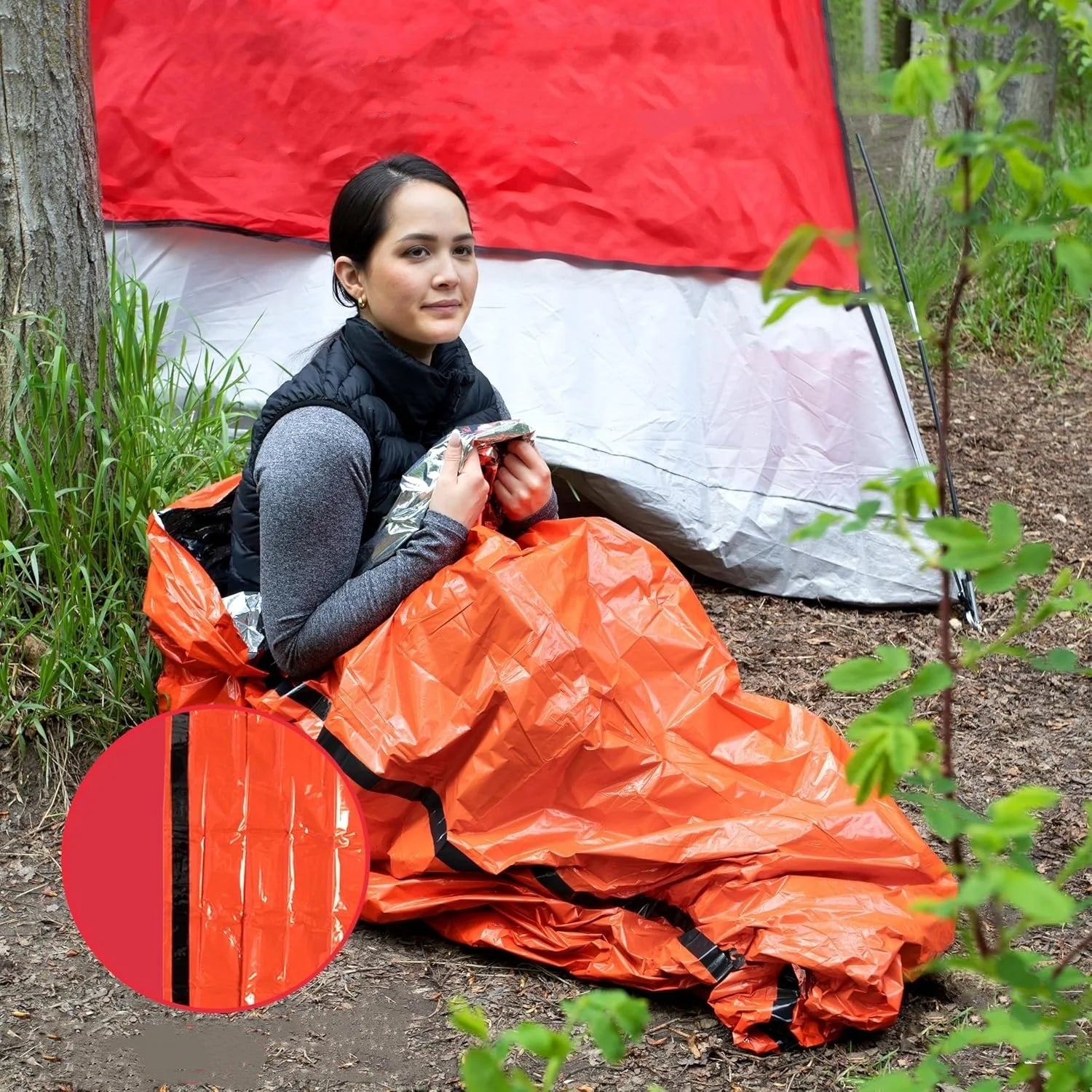 Emergency Thermal Rain Poncho – Waterproof Survival Blanket for Hiking & Outdoor Safety