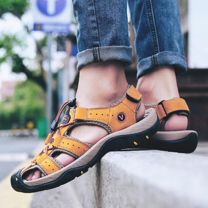 🎁 Don’t Miss 50% -Men’s Leather Support Sandals – Lightweight & Non-Slip
