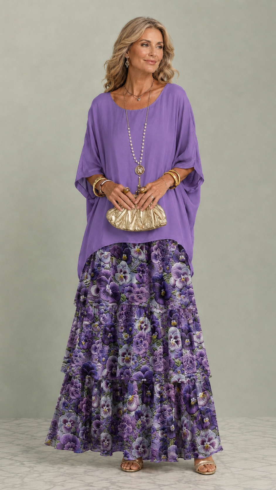Long and Flowing Elegant Dress