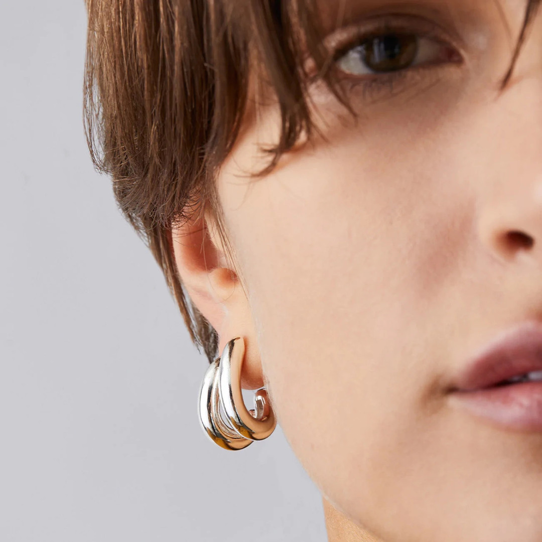 Dune Double Hoop Earrings – Chunky Gold & Silver Sculpted Hoops