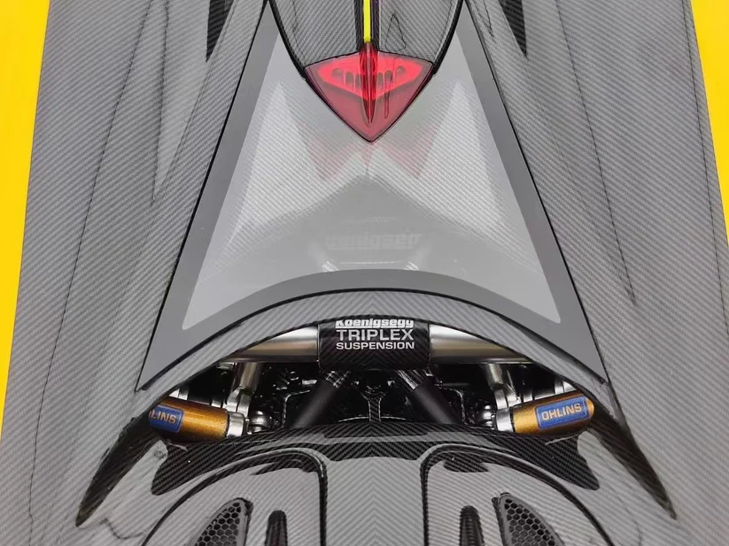 🏎️ 1:8 Scale Koenigsegg Collector Model
