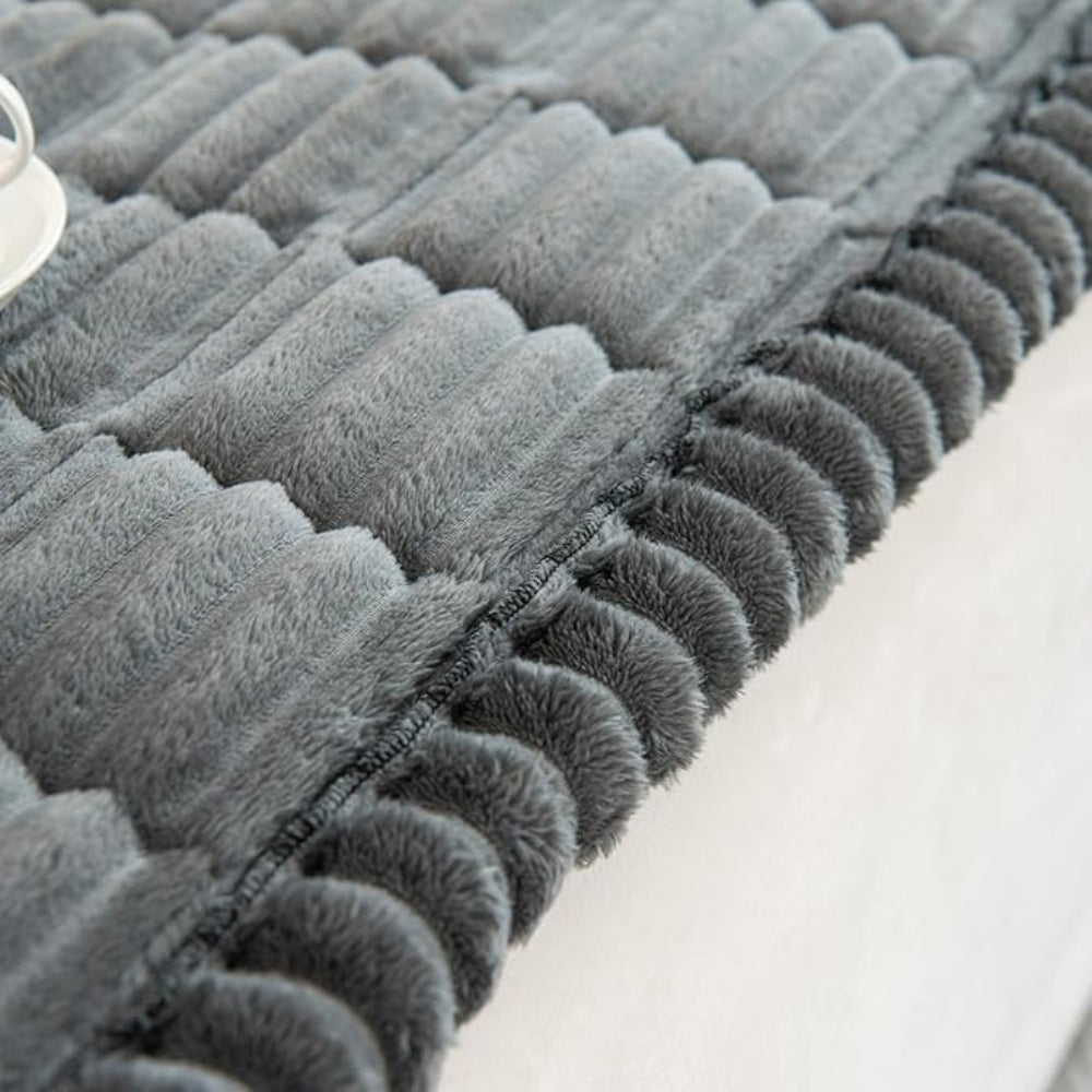 📢 Limited-time 50% off 🔥Plush Pleated Edges Sofa Cover