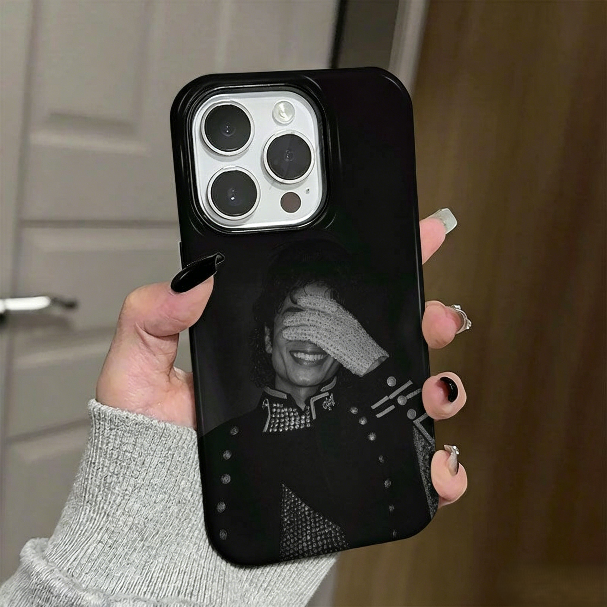 🎤 King of Pop Retro Portrait Phone Case | Michael Jackson Fan Protective Cover For iPhone