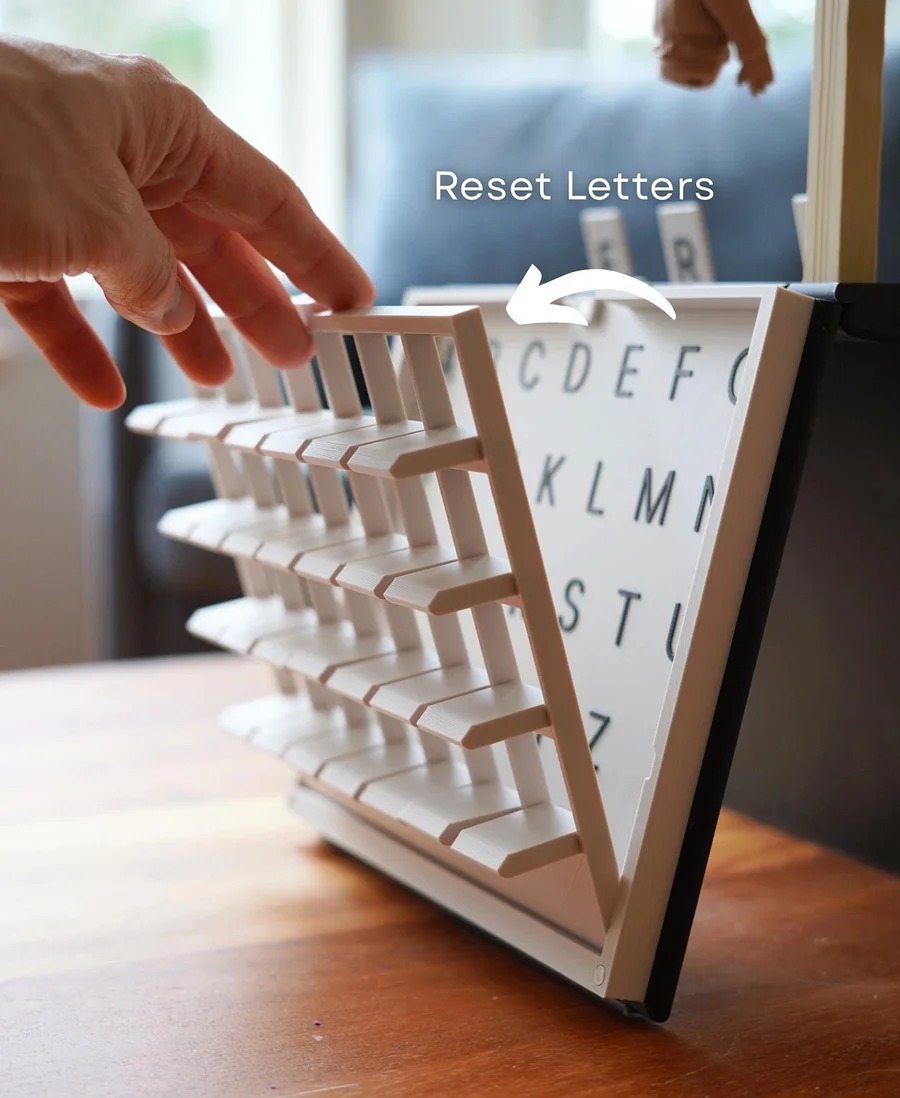 📖 The Classic Game of Hangman – Now a Book! ✏️🔍