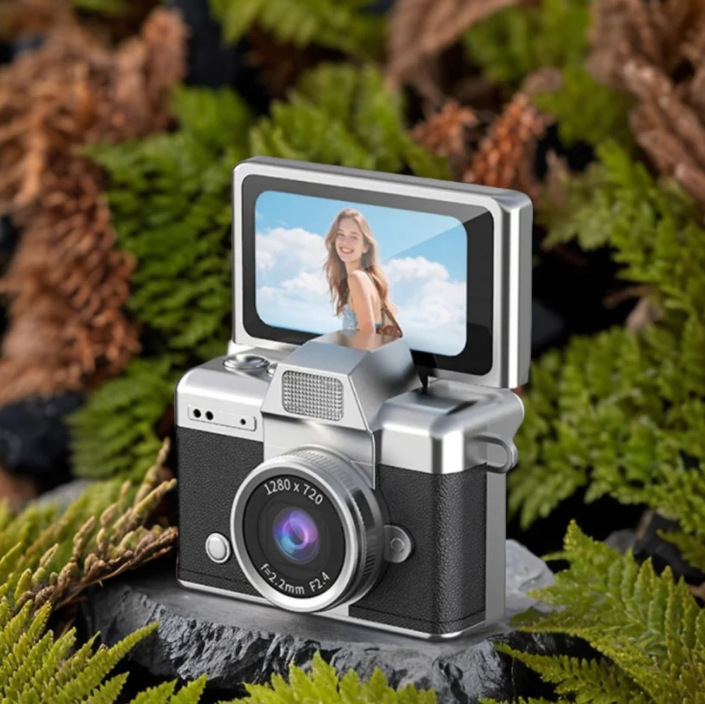 📸 Retro Mini Camera – Full HD 1080p Flip Design | Vintage Style 🎞️✨