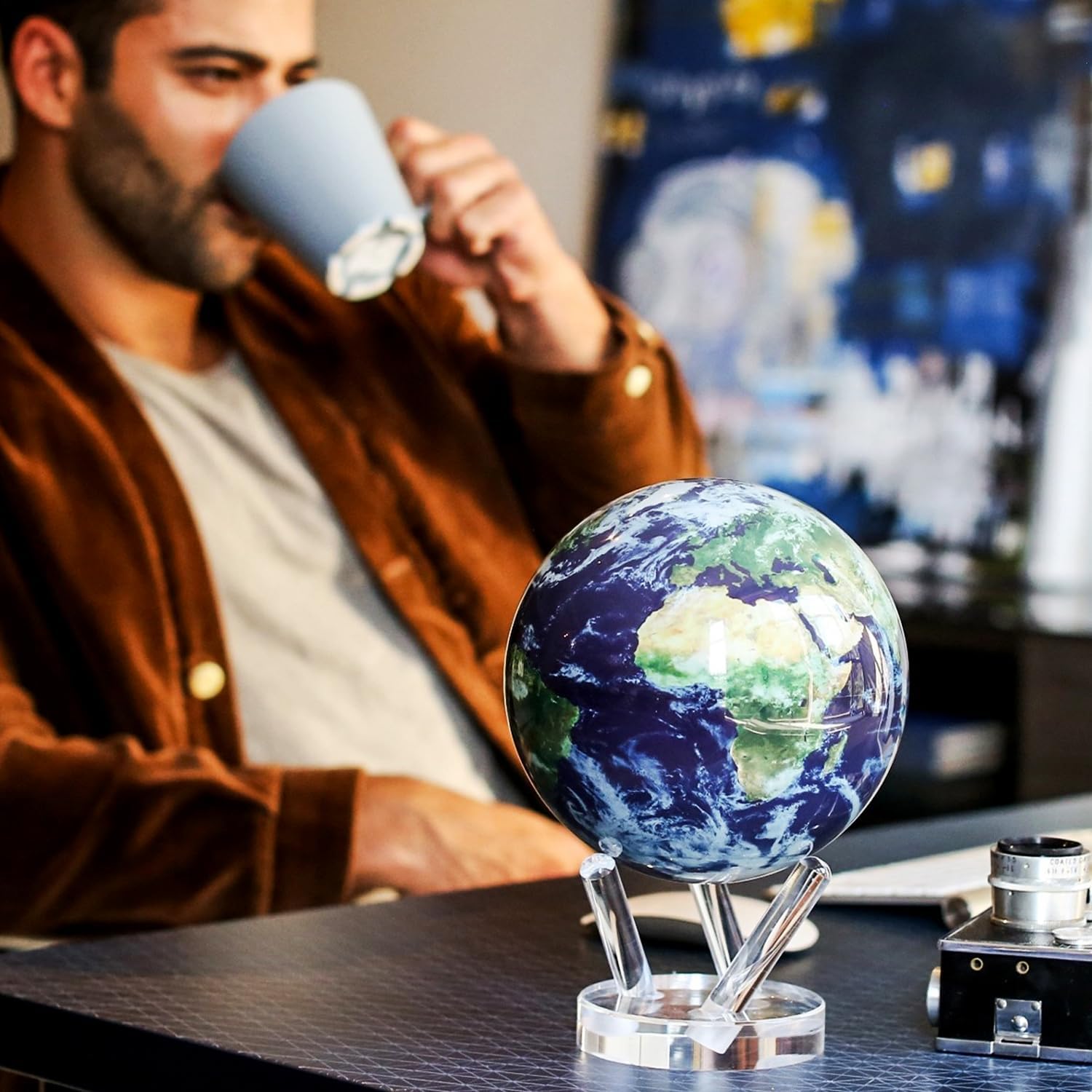 ✨ Light-Powered Self-Rotating Globe 🌍 | Unique Desk Decor