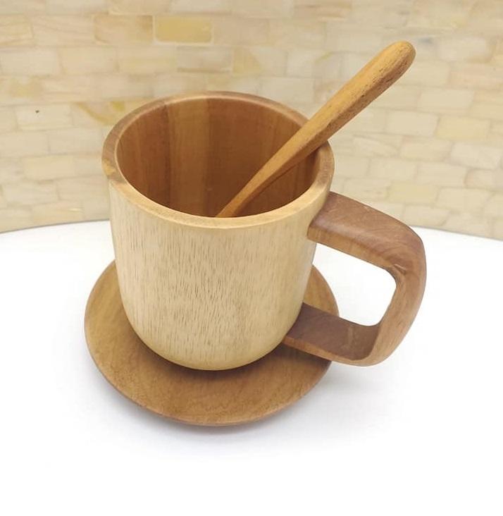 Wooden beverage cup