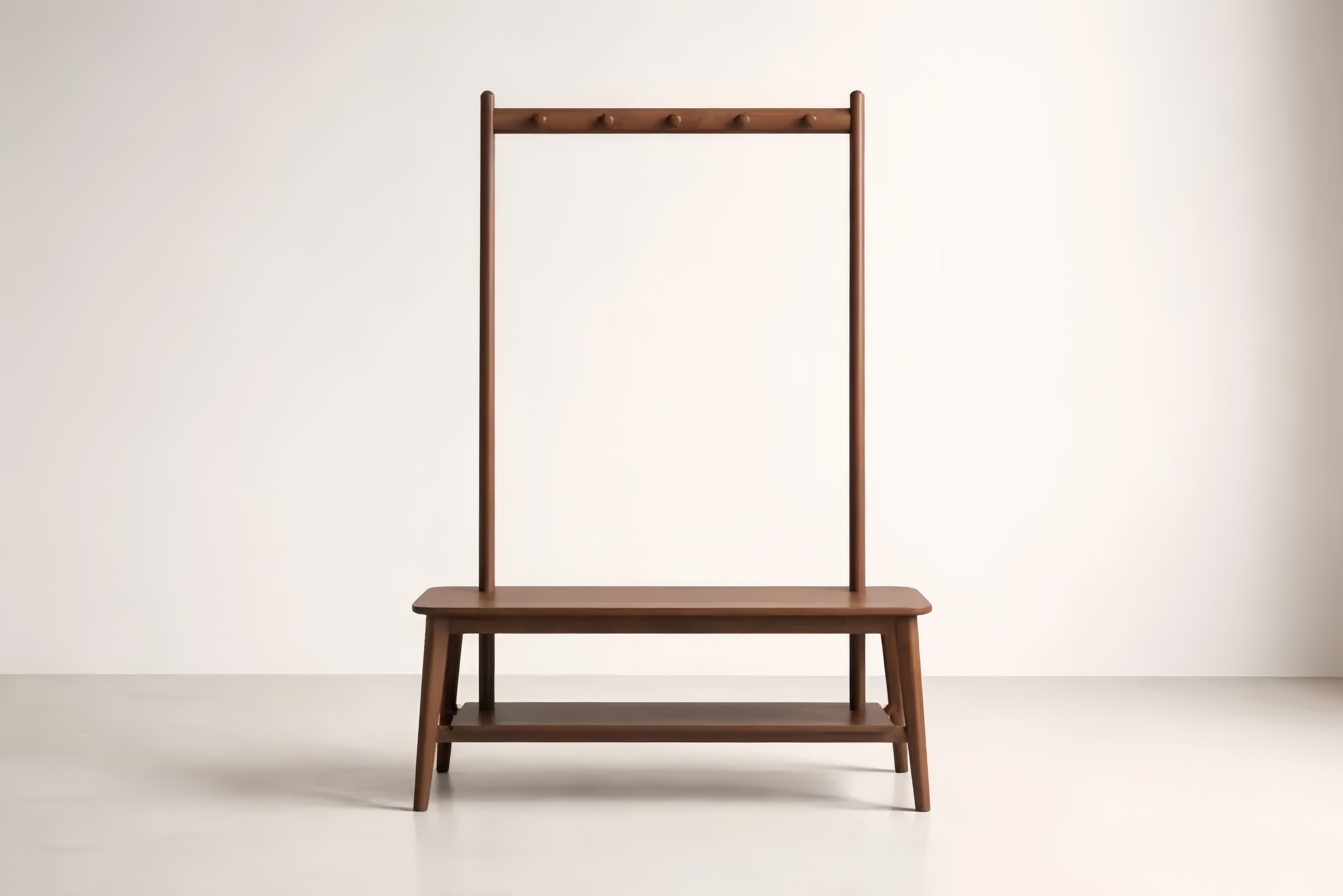 Portemanteau en bois avec banc brun