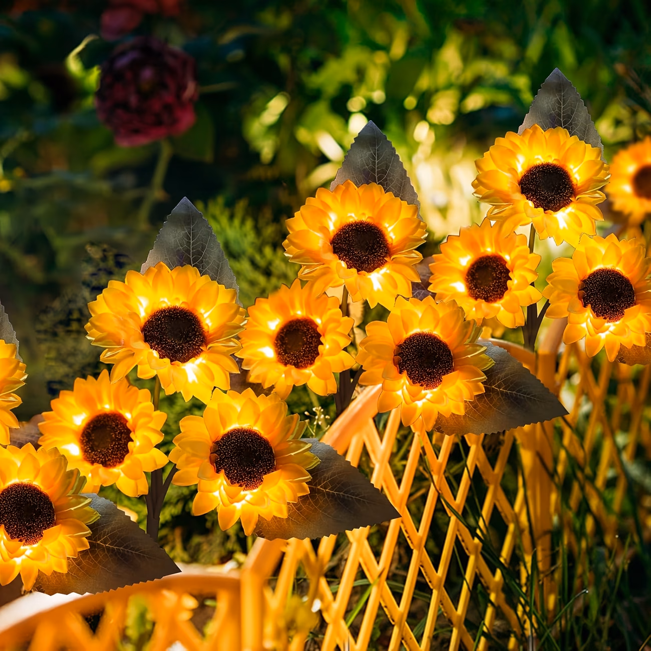 🌻 Last Day 60% OFF ✨ Sunflower Solar Lights – Auto On/Off, 14H Glow, IP65 Waterproof ☀️