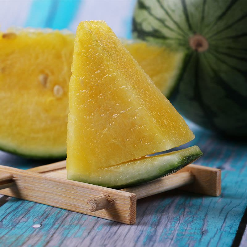 🍉 Семена от червен рубинен пъпеш – Висок добив, тънка кора, сладък и сочен, идеален за отглеждане в саксия