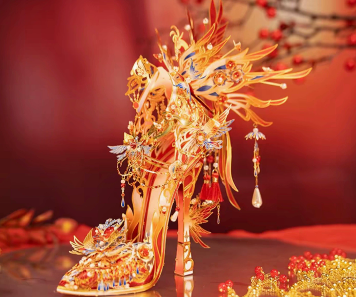 "Stop giving your girlfriend or friends just lipsticks and bags for gifts! Why not give a heartfelt, self-made DIY gift instead? 💯"