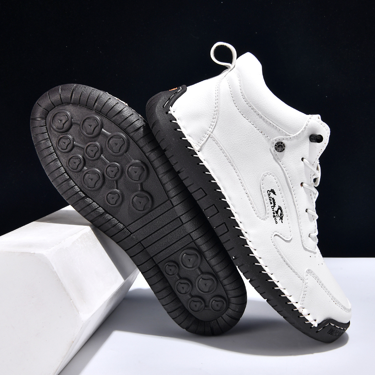 Men's Casual Calfskin Sneakers, Wide Toe Box, Breathable for All-day Comfort