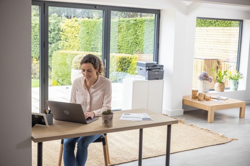 Brother MFC-L2835DW - Multifonction 4 en 1 (Impression/Scan/Copie/Fax) Laser Noir et Blanc - WiFi et Ethernet - Eligible au forfaitd'encre EcoPro