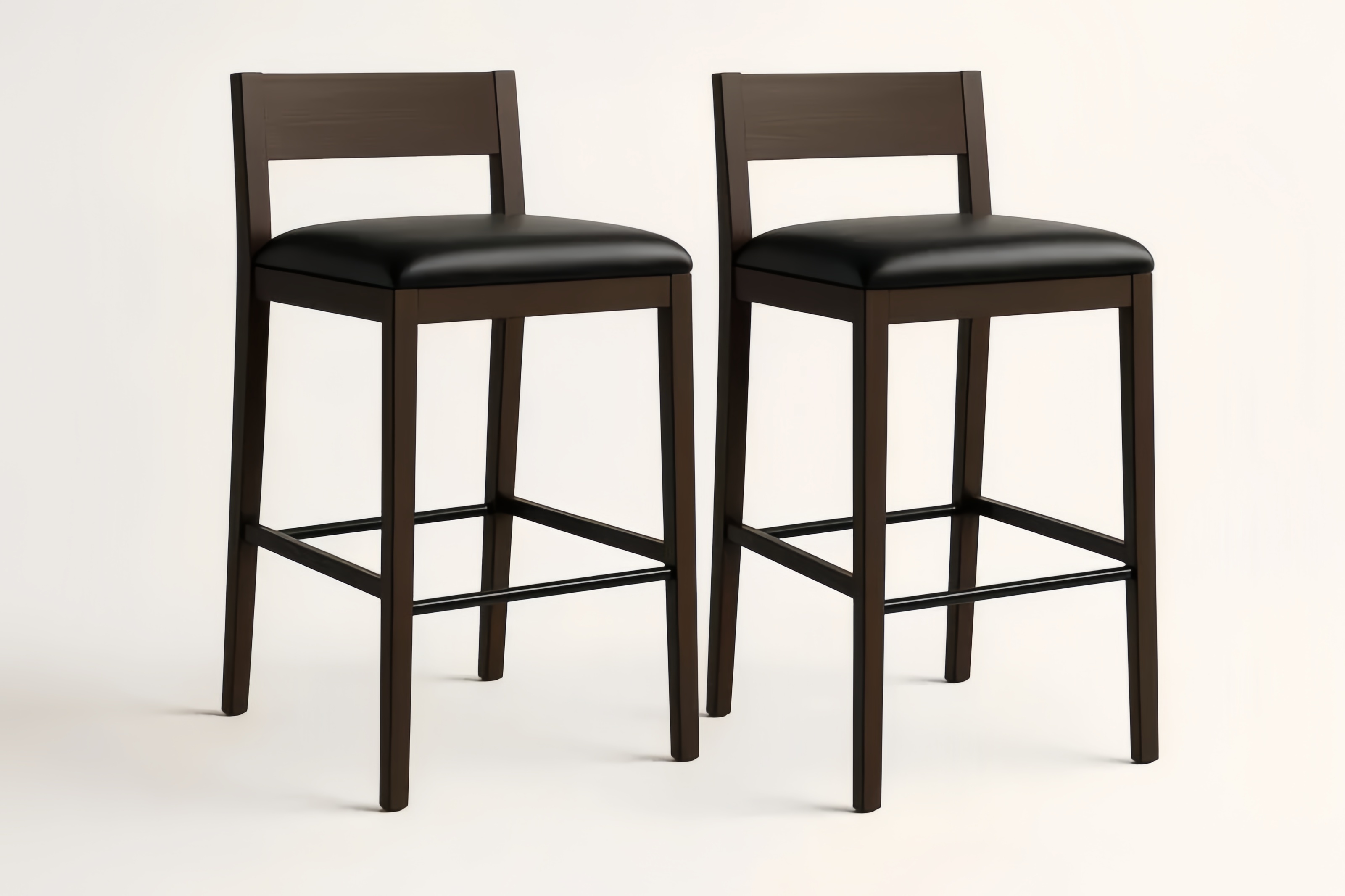 Lot de 2 tabourets de bar en bois et similicuir noir 104 cm