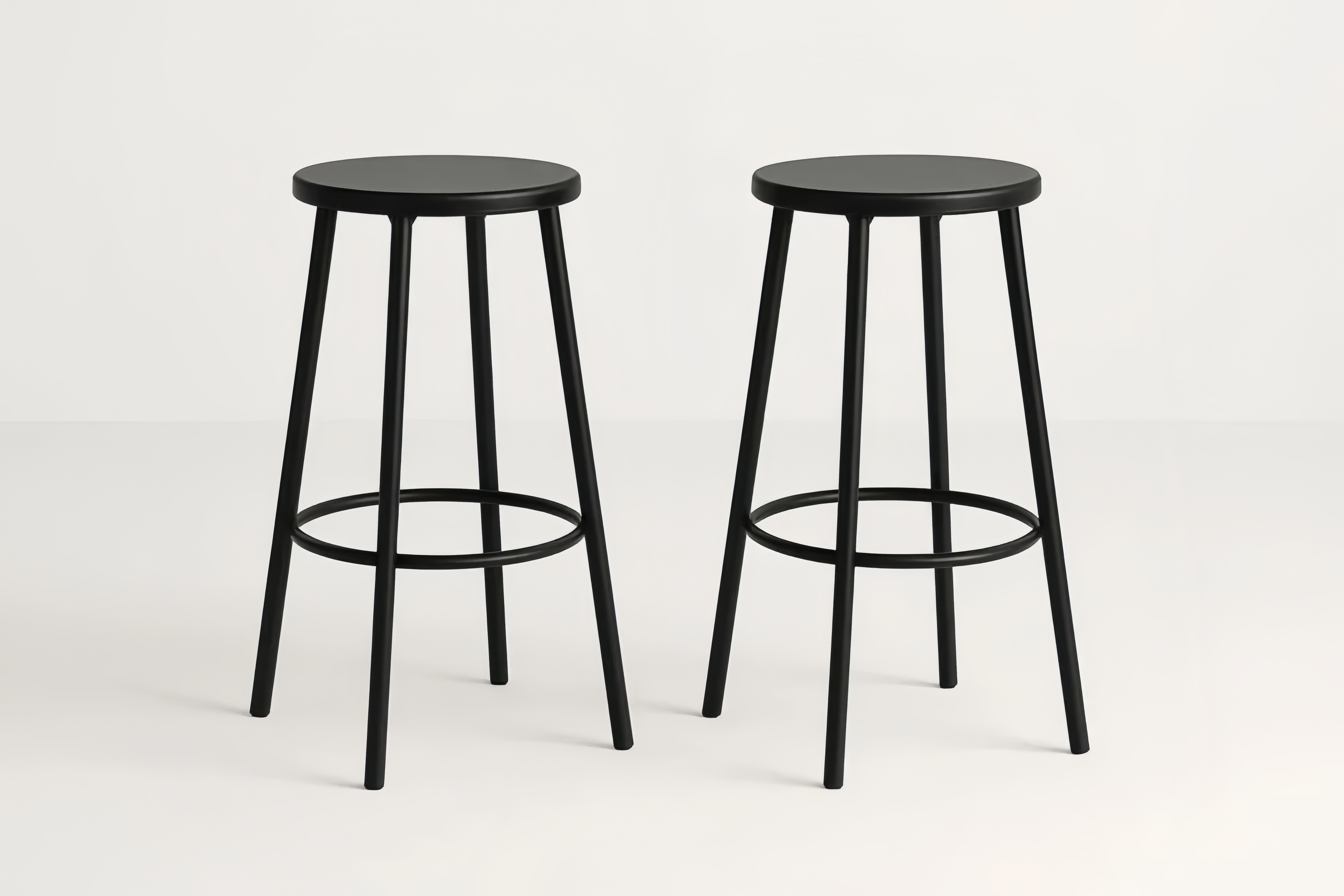Lot de 2 tabourets de bar en acier noir