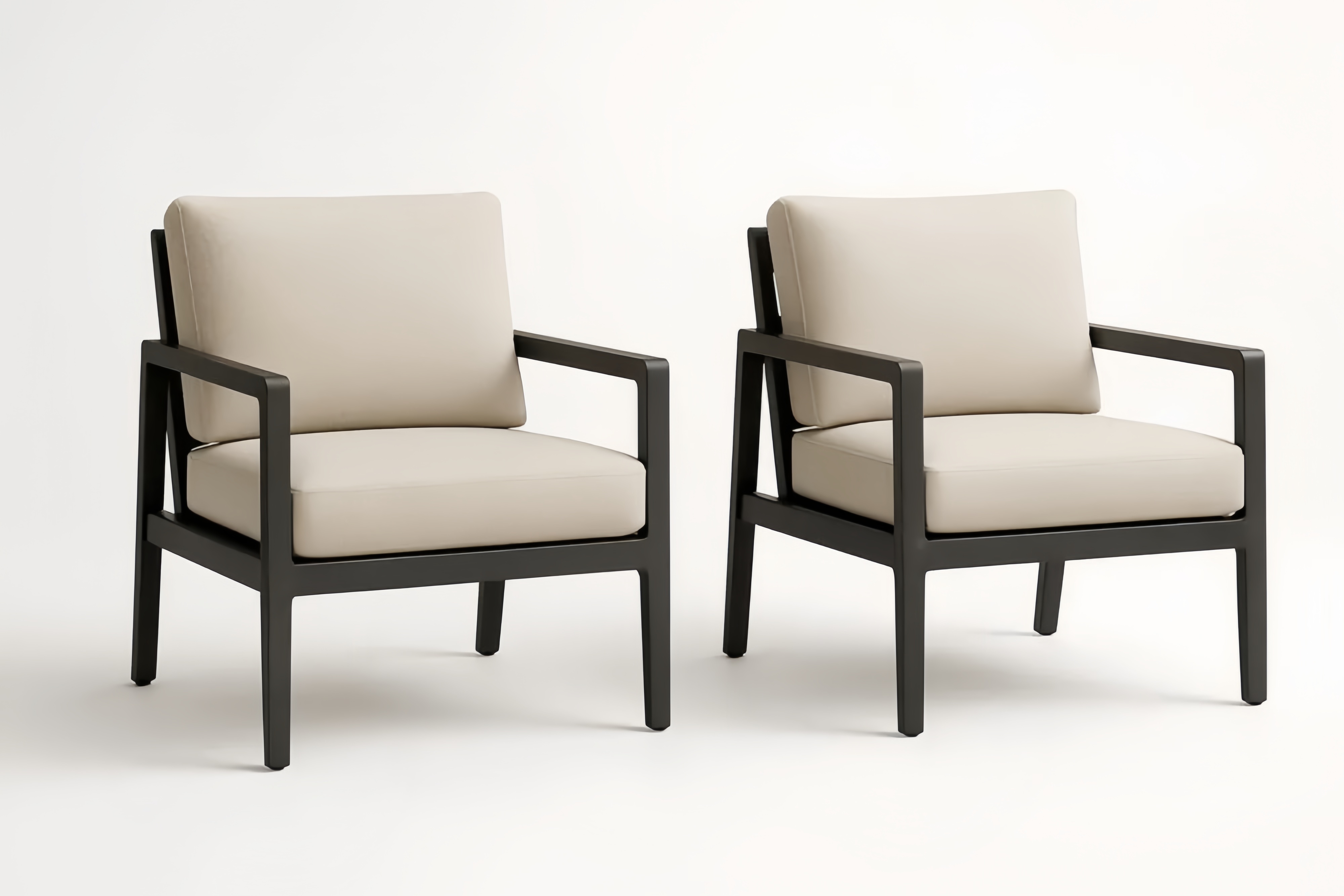 Ensemble de 2 fauteuils en aluminium et tissu beige