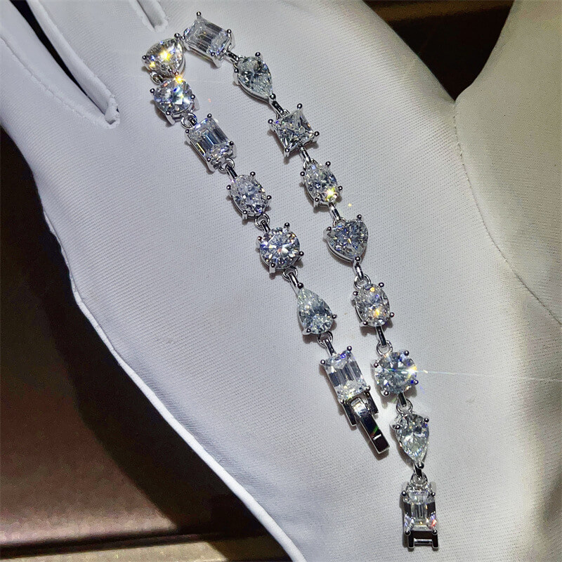 The Radiant Stream| S925 Silver Moissanite Bangle