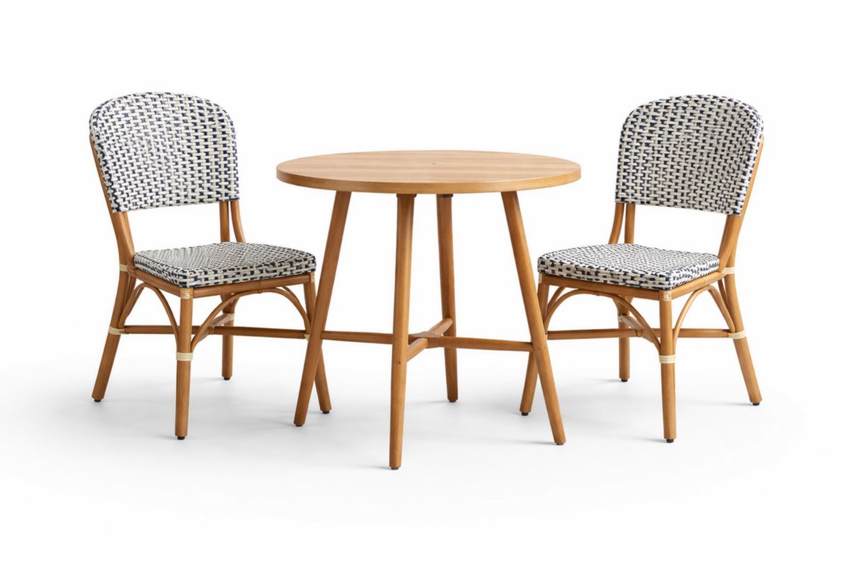 Set tavolo e sedie rotondo in legno con seduta in rattan intrecciato