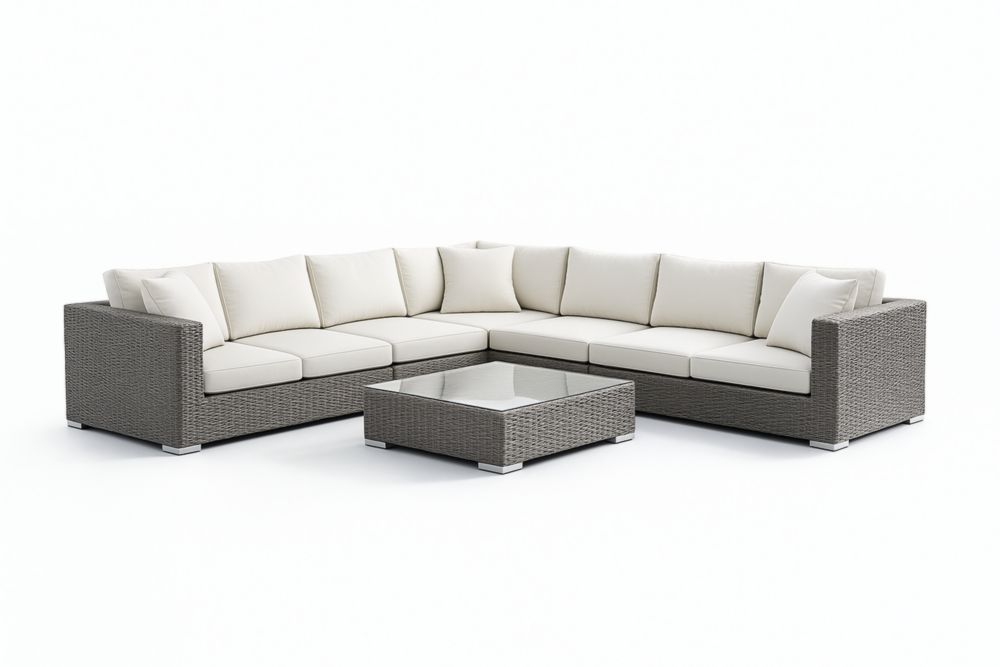 Divano ad Angolo in Rattan Grigio con Cuscini Crema e Tavolino in Vetro Temperato