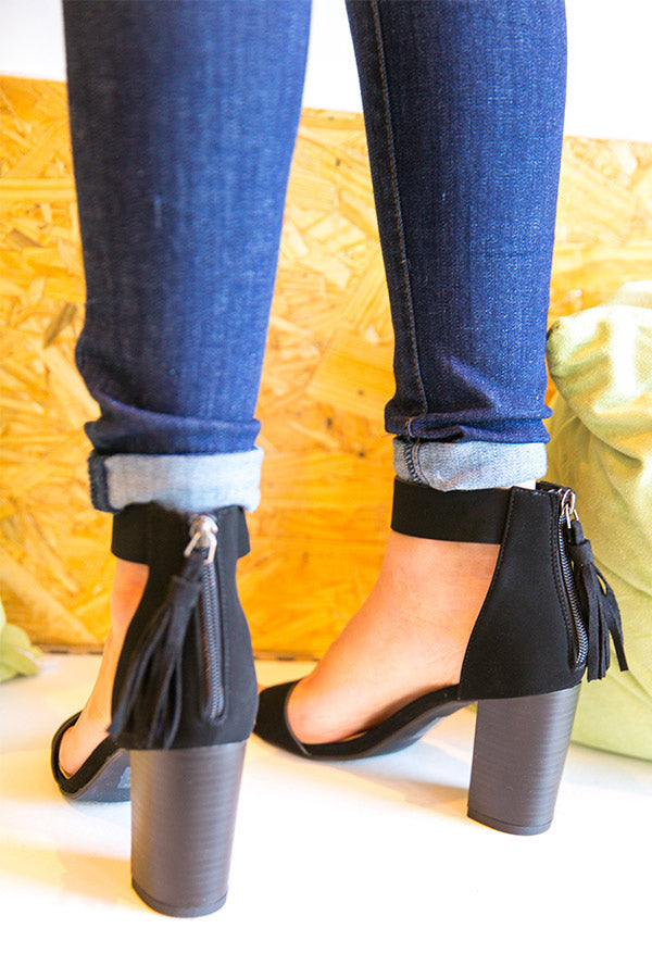 Flirt Alert Heel in Black-Beginning Fashion