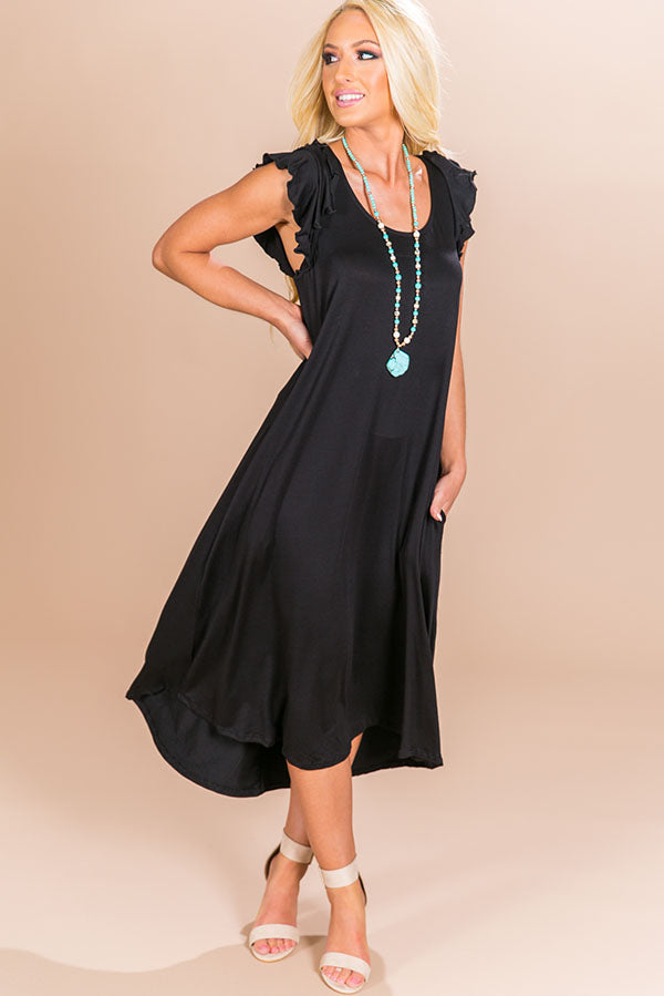 Beachside T-shirt Midi in Black-Beginning Fashion