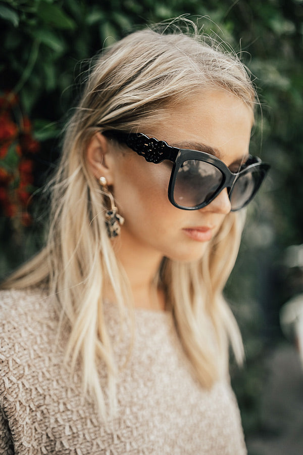 Bardot Bombshell Sunnies In Black-Beginning Fashion