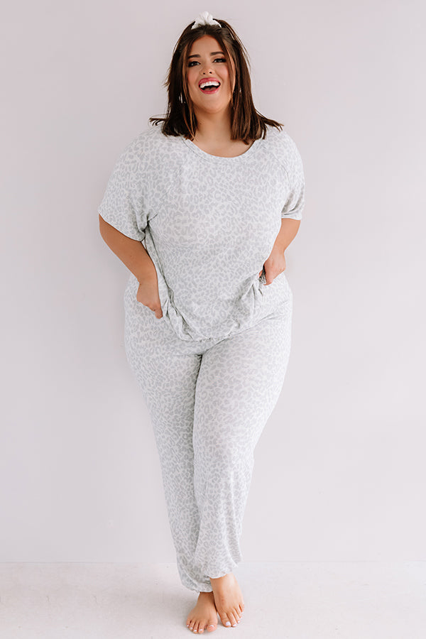 Committed To Cozy Leopard Top In Grey Curves-Beginning Fashion