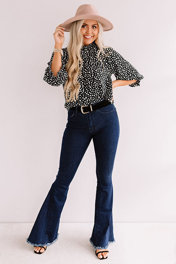 Belles And Brunch Shift Top In Black-Beginning Fashion