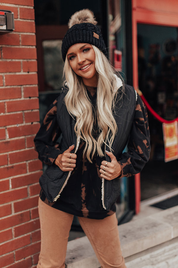 Blue Ridge Weekend Sherpa Lined Vest In Black-Beginning Fashion