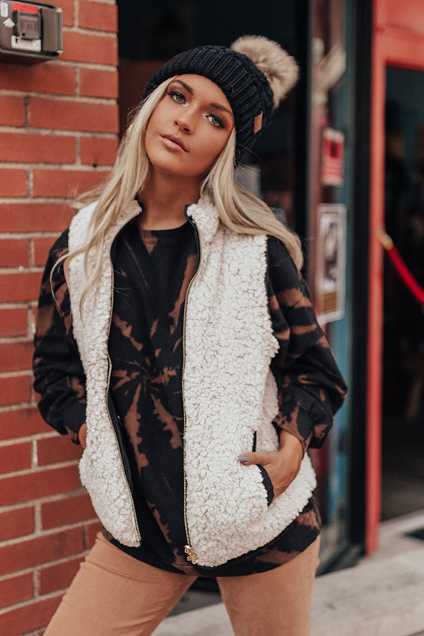 Blue Ridge Weekend Sherpa Lined Vest In Black-Beginning Fashion