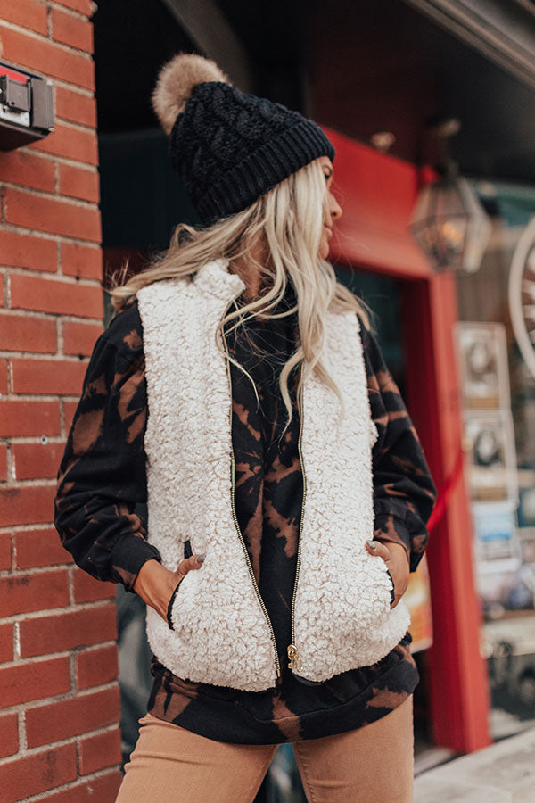 Blue Ridge Weekend Sherpa Lined Vest In Black-Beginning Fashion