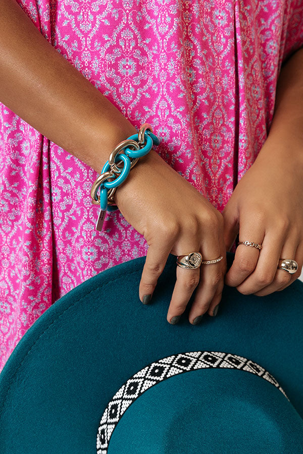 Chic On Command Link Bracelet In Turquoise-Beginning Fashion