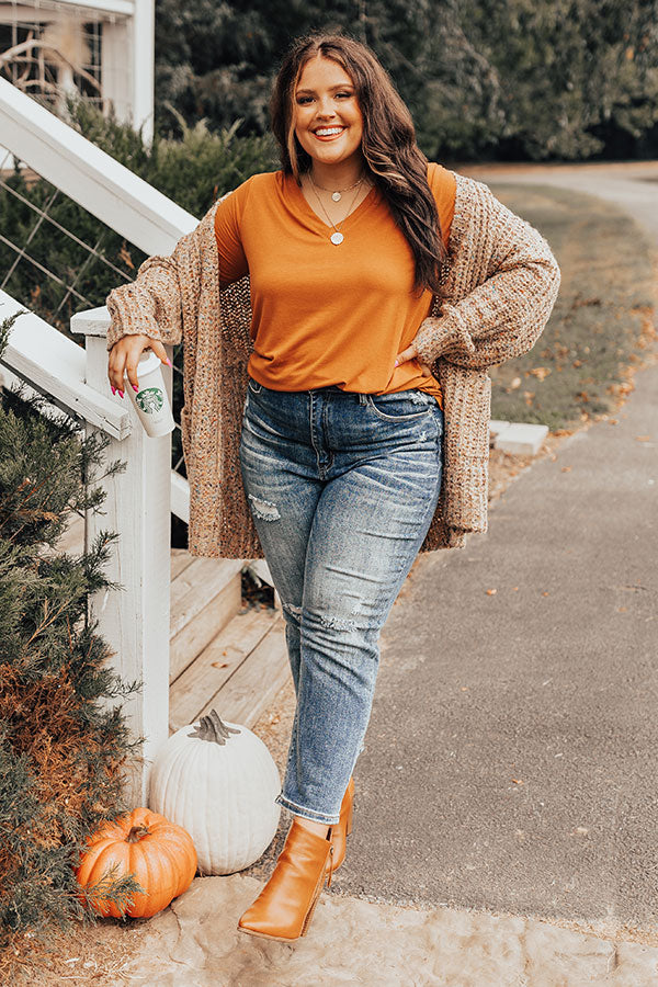 Back To My Roots Tee in Rust Curves-Beginning Fashion