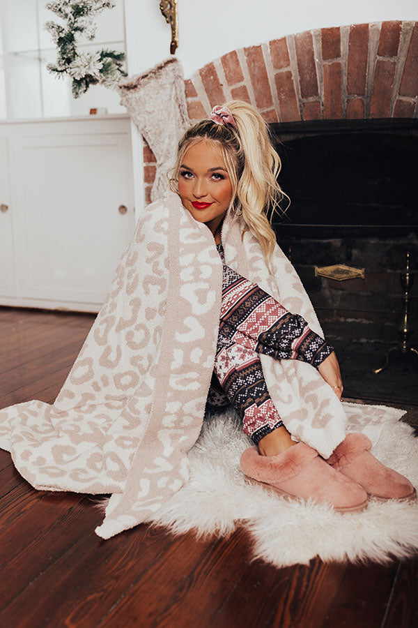 Cozy And Cute Leopard Blanket In Ivory-Beginning Fashion