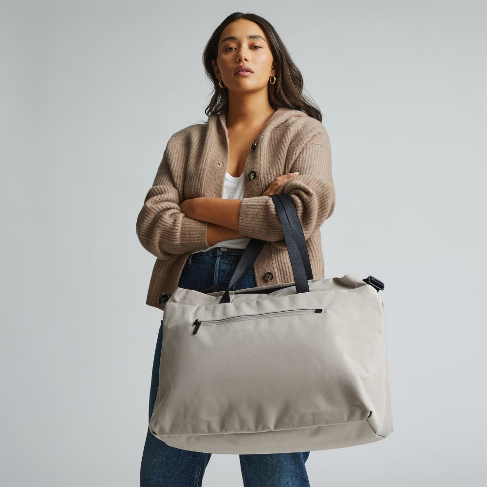 The ReNew Transit Weekender | Warm Quartz-styoma