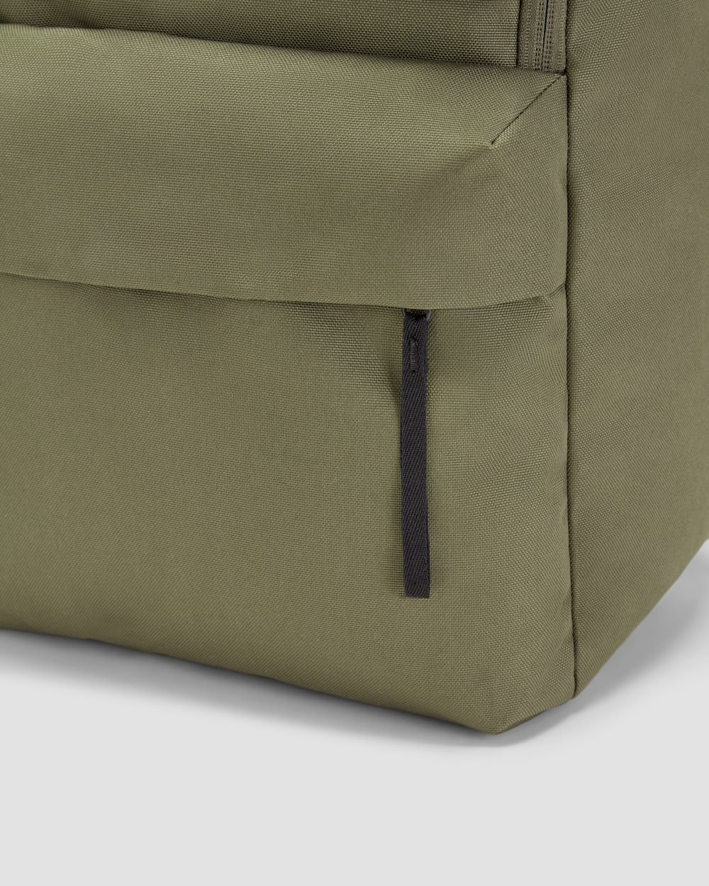 The ReNew Transit Backpack | Kalamata-styoma