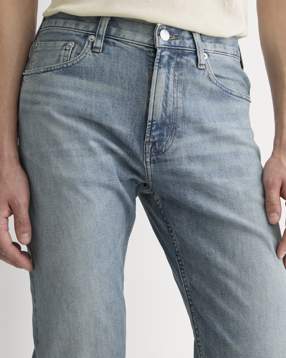 The Selvedge Straight Fit Jean | Longbay-styoma