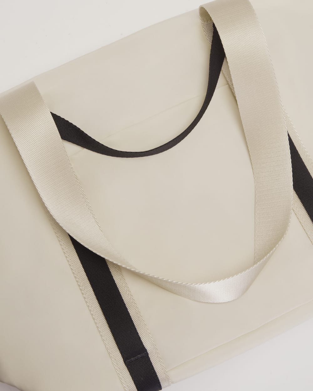 The Recycled Nylon Tote | Parchment-styoma