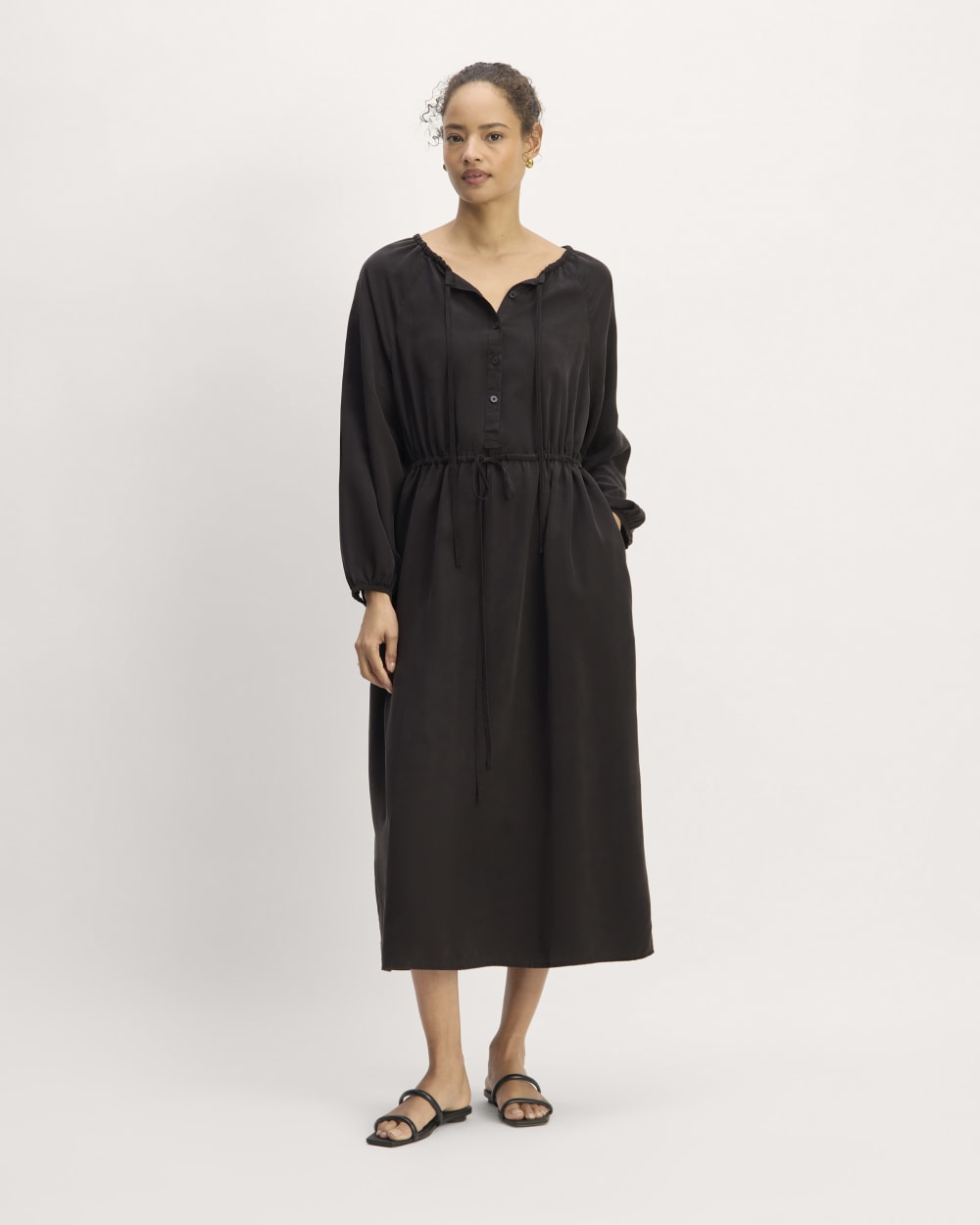 The TENCEL™ Gathered Maxi Dress | Black-styoma