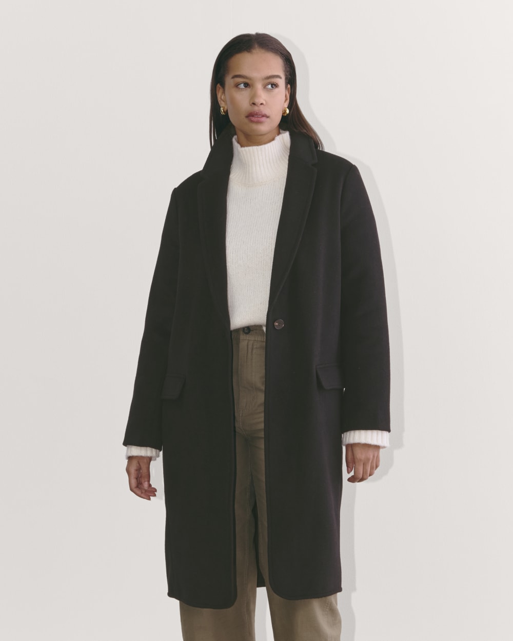 The Topcoat in Wool | Black-styoma