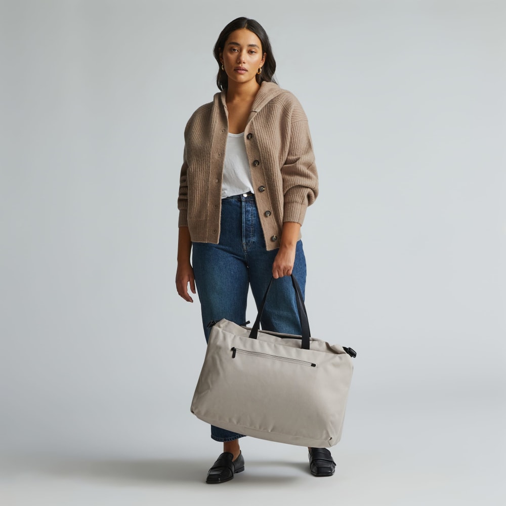 The ReNew Transit Weekender | Warm Quartz-styoma