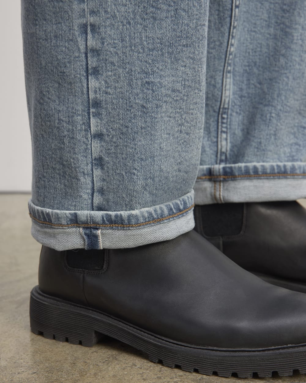 The Selvedge Loose Straight Jean | Longbay-styoma