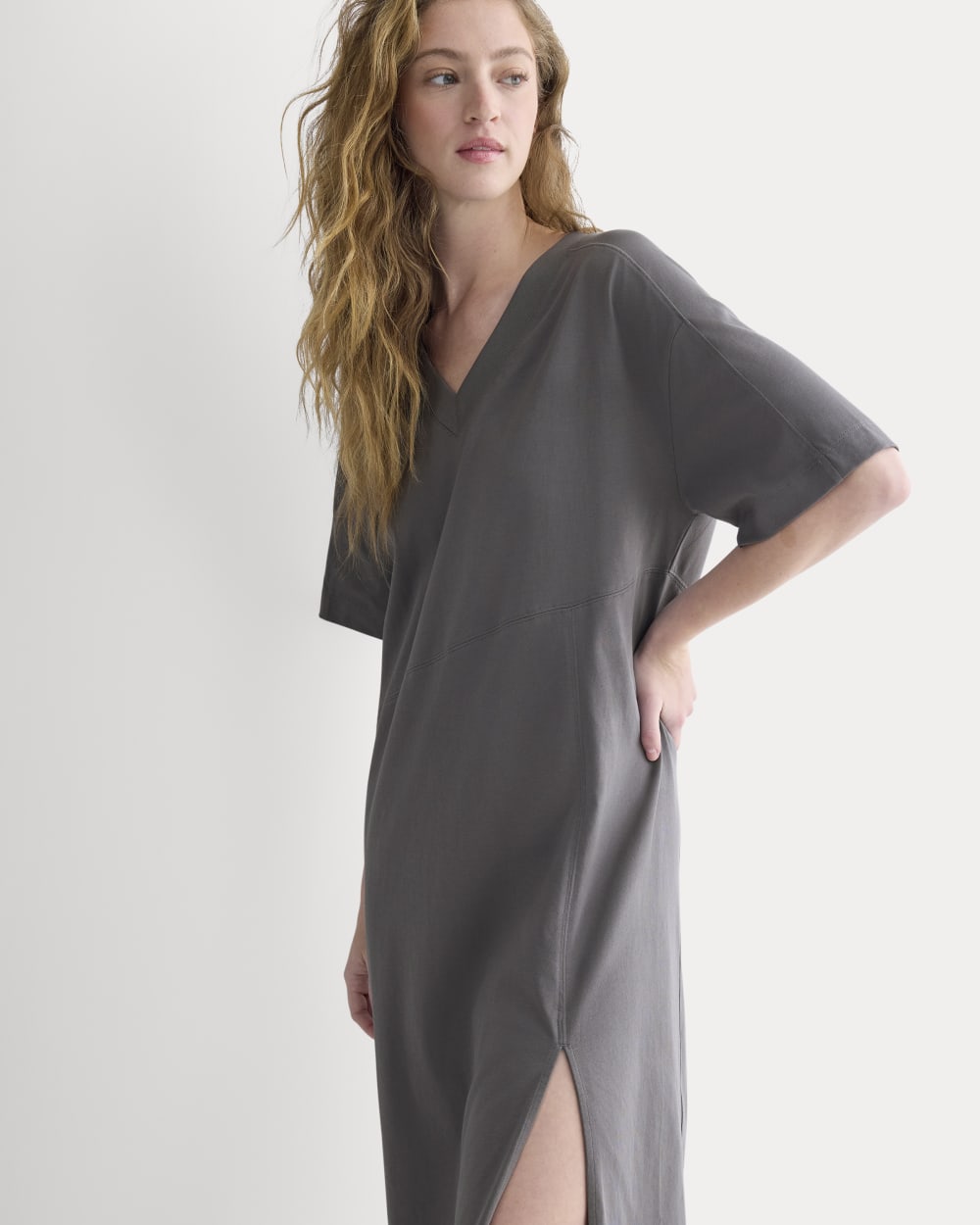 Weekend Tee Midi Dress | Charcoal Grey-styoma