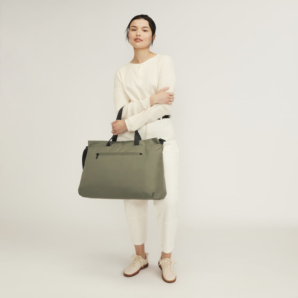 The ReNew Transit Weekender | Kalamata-styoma