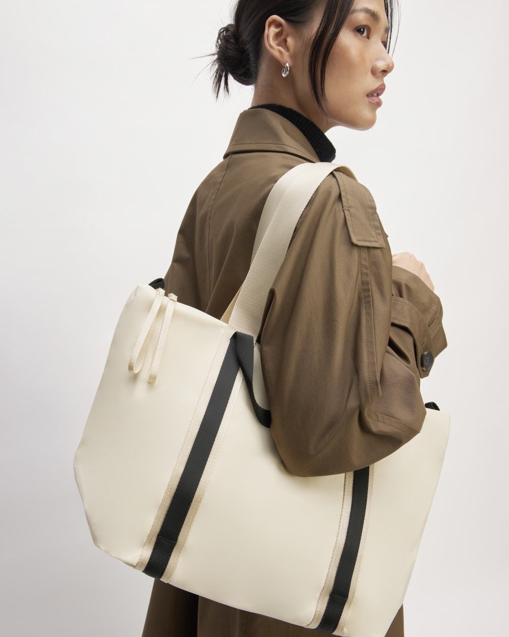 The Recycled Nylon Tote | Parchment-styoma