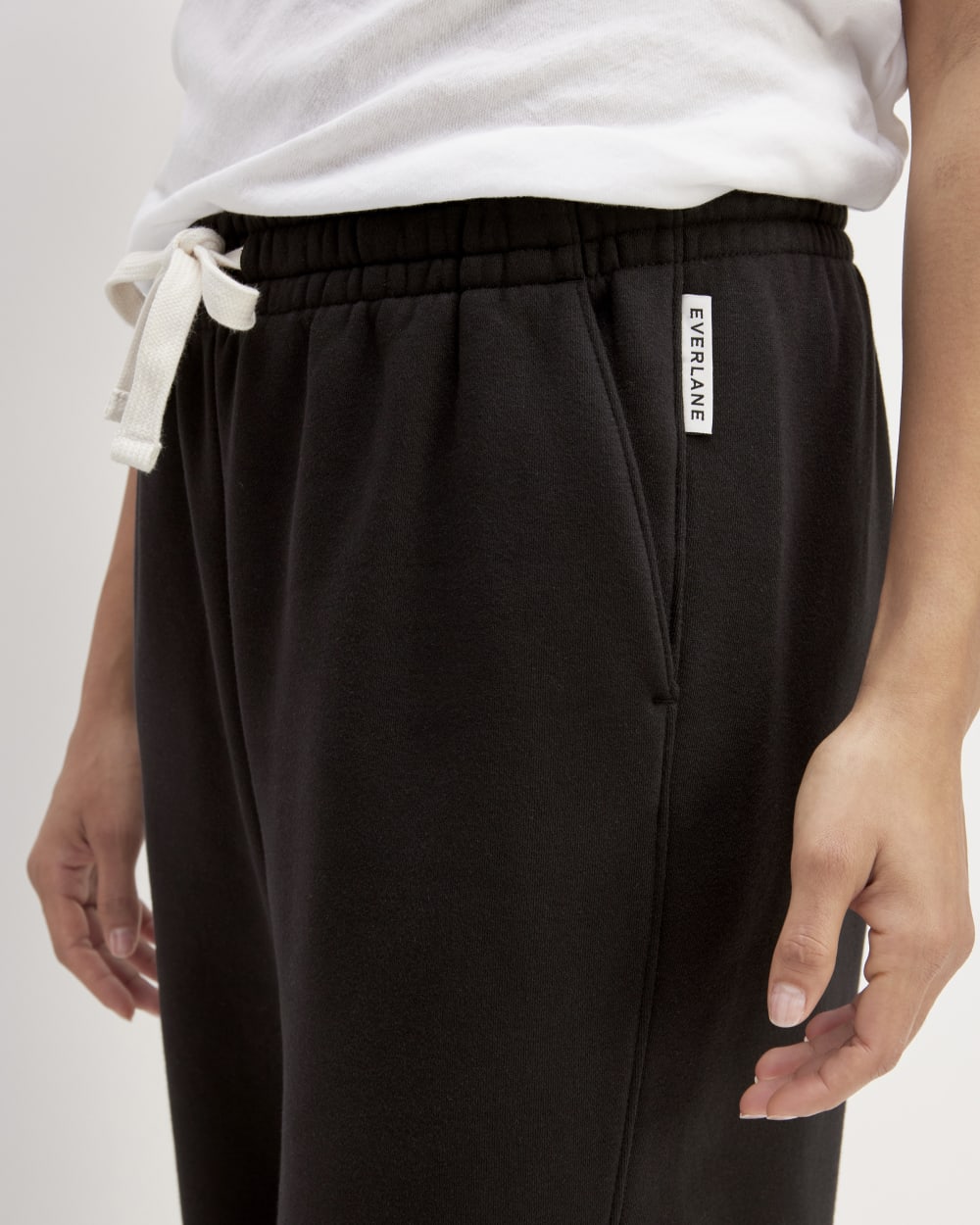 The ReTrack Barrel Sweatpant | Black-styoma