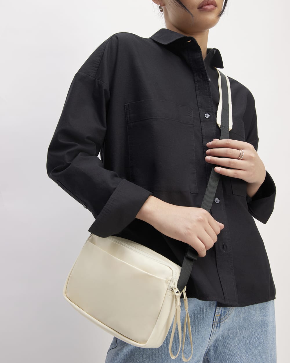 The Recycled Nylon Camera Bag | Parchment-styoma